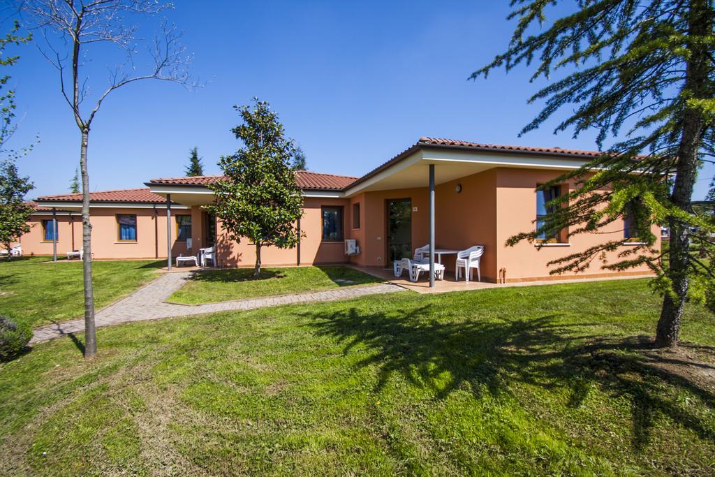 Camping Bella Italia Peschiera del Garda Ngoại thất bức ảnh