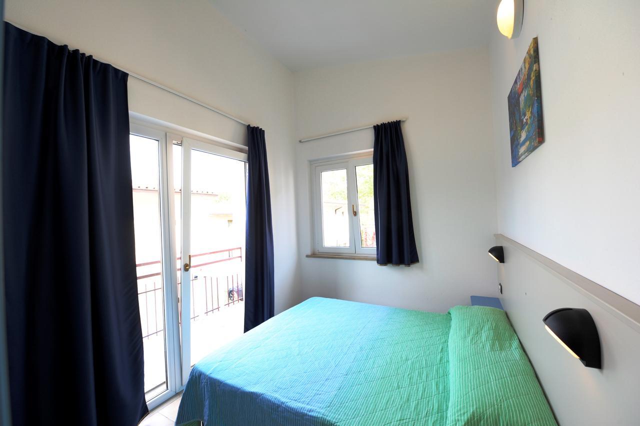 Camping Bella Italia Peschiera del Garda Ngoại thất bức ảnh